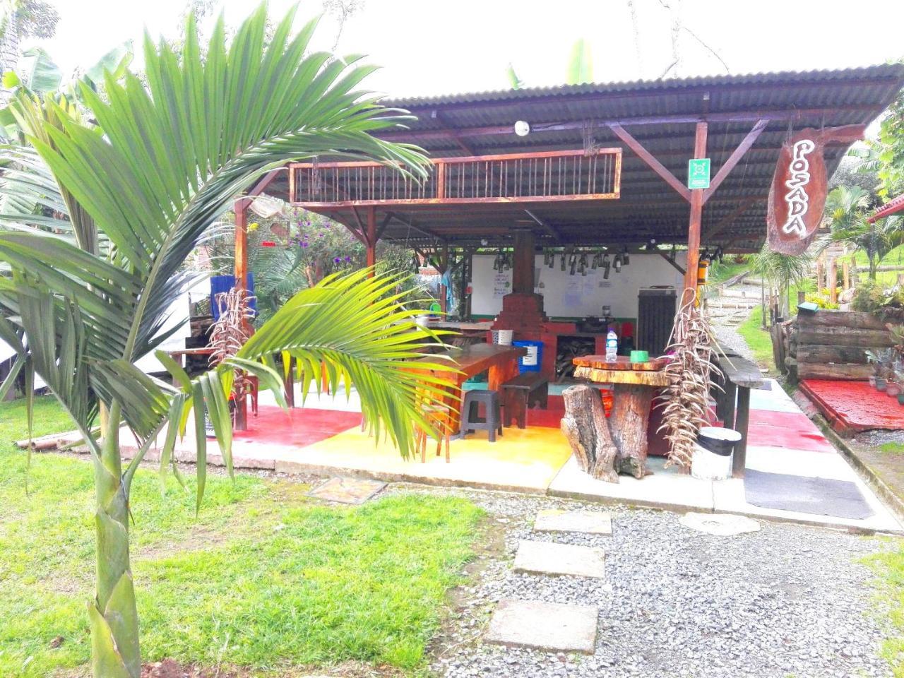 Hostal Estrella De Agua Salento Buitenkant foto